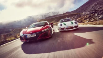 Porsche 911 R против Honda NSX
