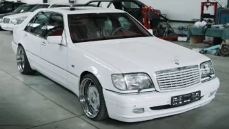 Mercedes-Benz S-Class W140