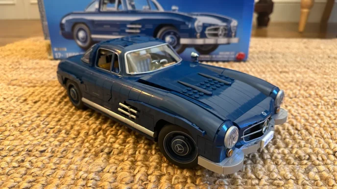 Mercedes-Benz 300 SL от Hot Wheels