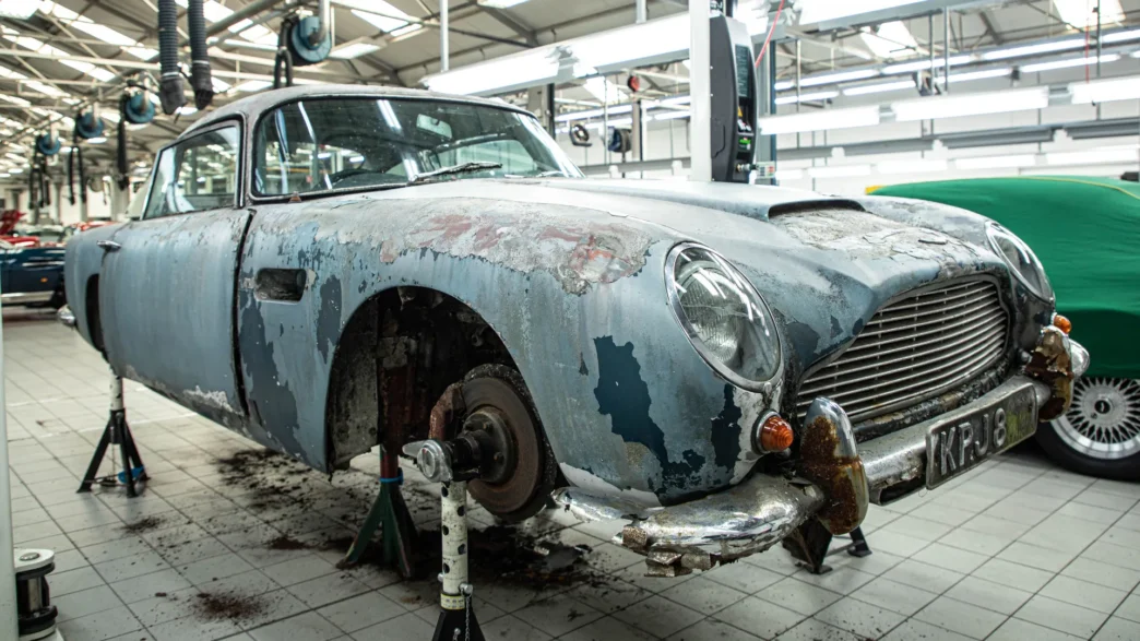 Aston Martin DB5 1
