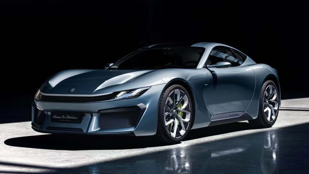 Lynk & Co GT