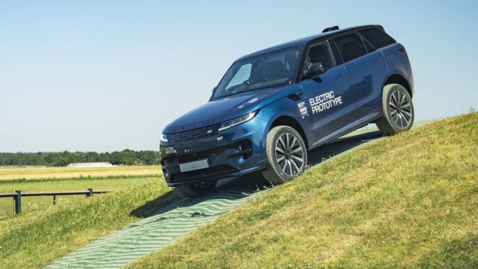 Range Rover Sport Electric